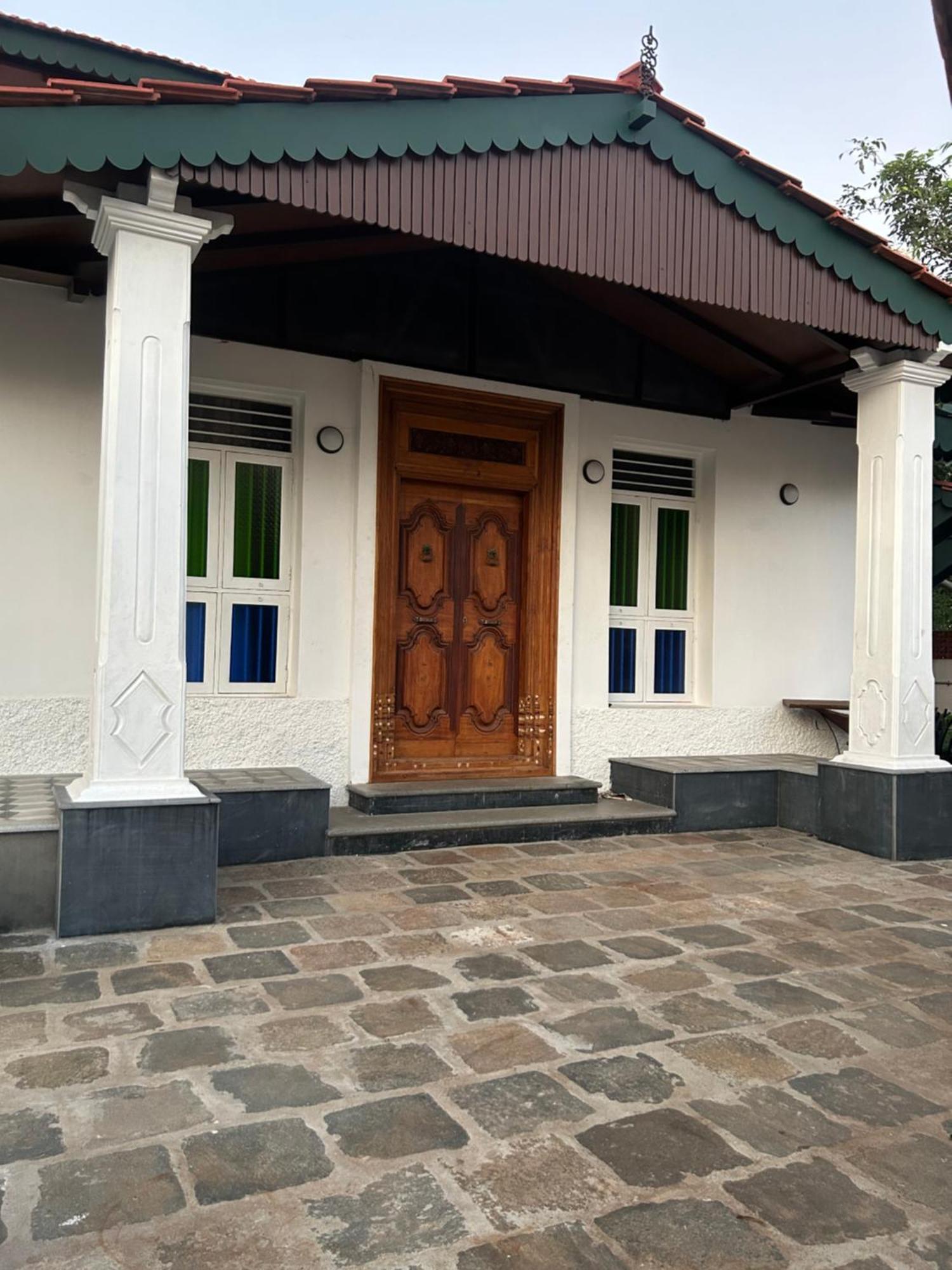 The First House Karaikal Hotel Eksteriør billede