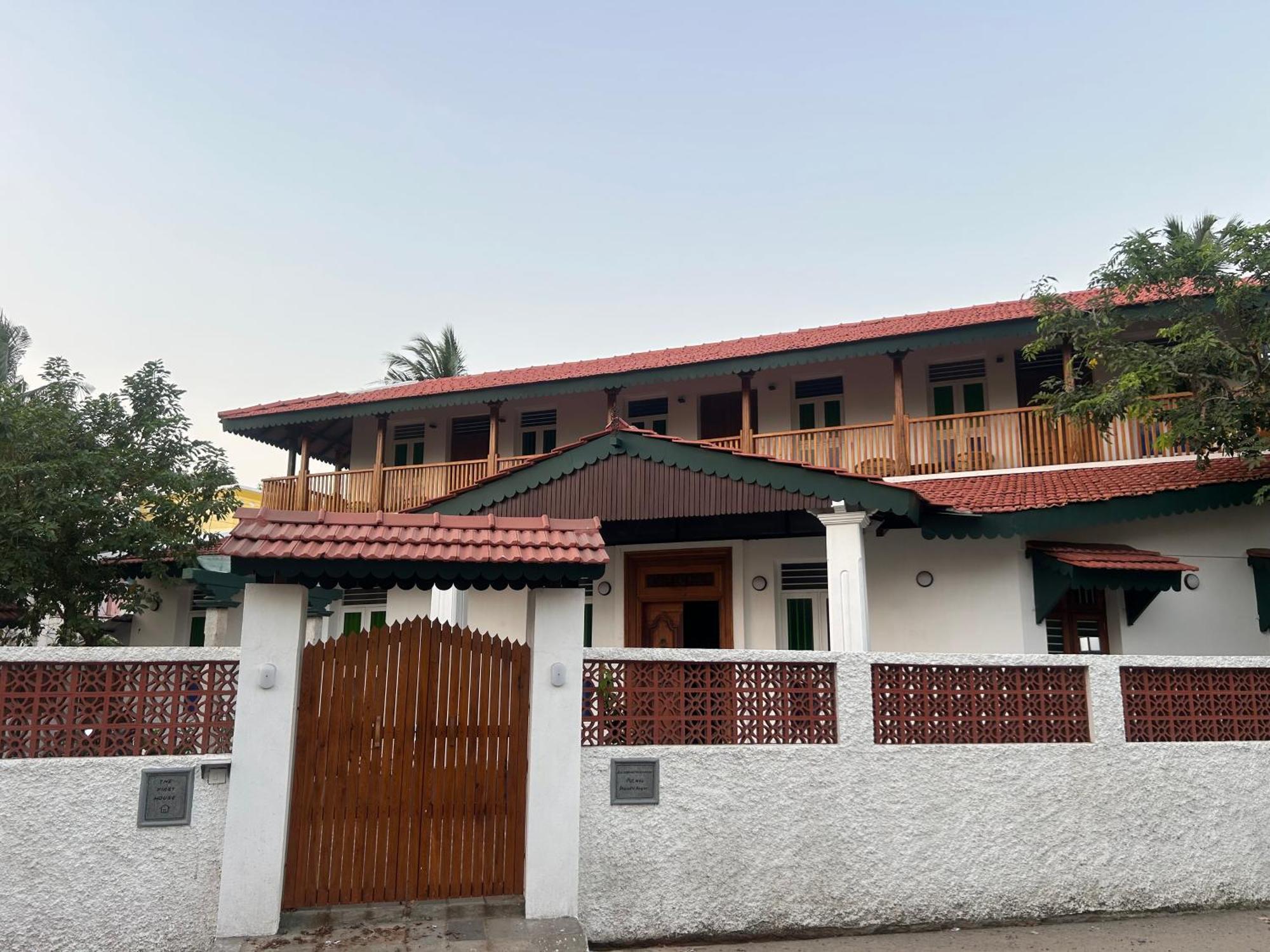 The First House Karaikal Hotel Eksteriør billede