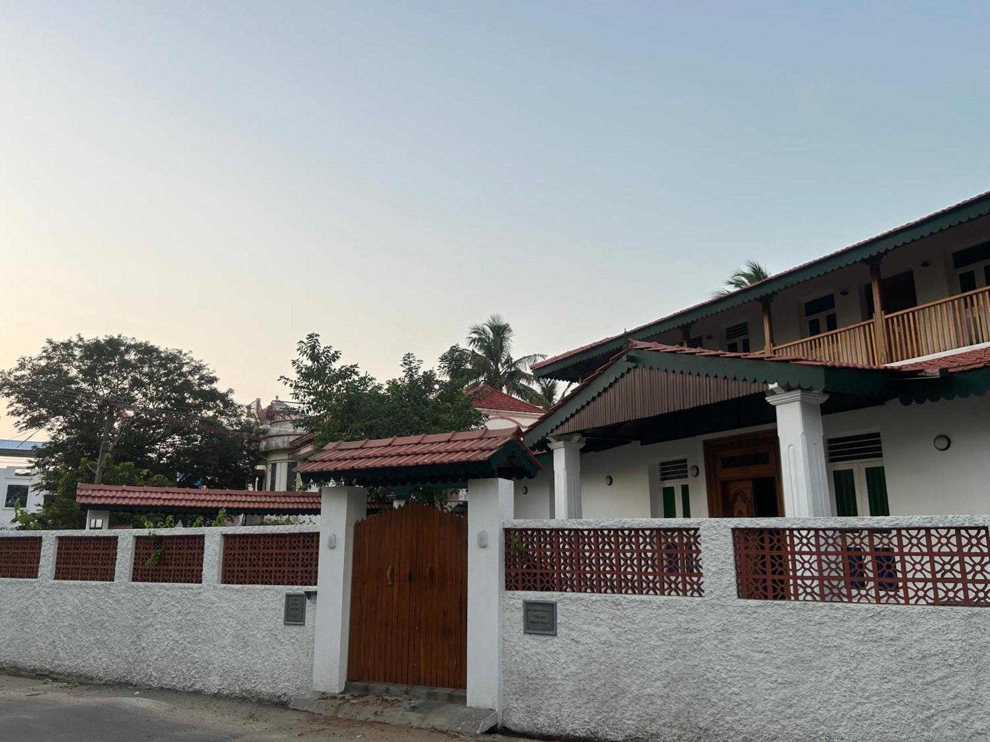 The First House Karaikal Hotel Eksteriør billede